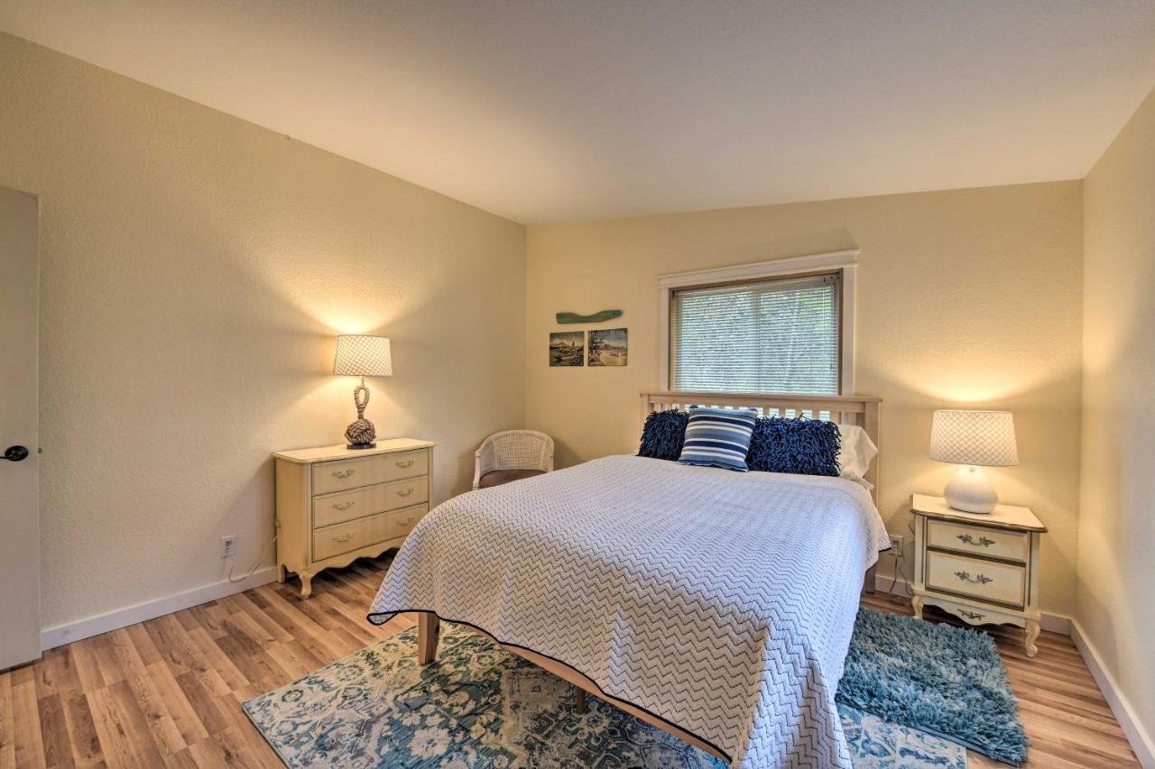 Cute Cottage With Deck Walk 115 Ft To Brewery And Cafe Poulsbo Exterior photo